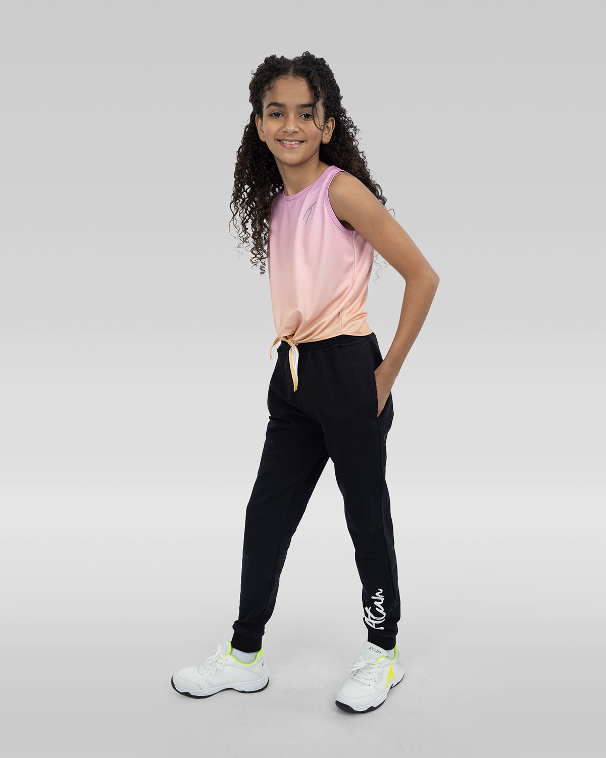 Simple and smooth girls sweatpants - Atum Egypt #