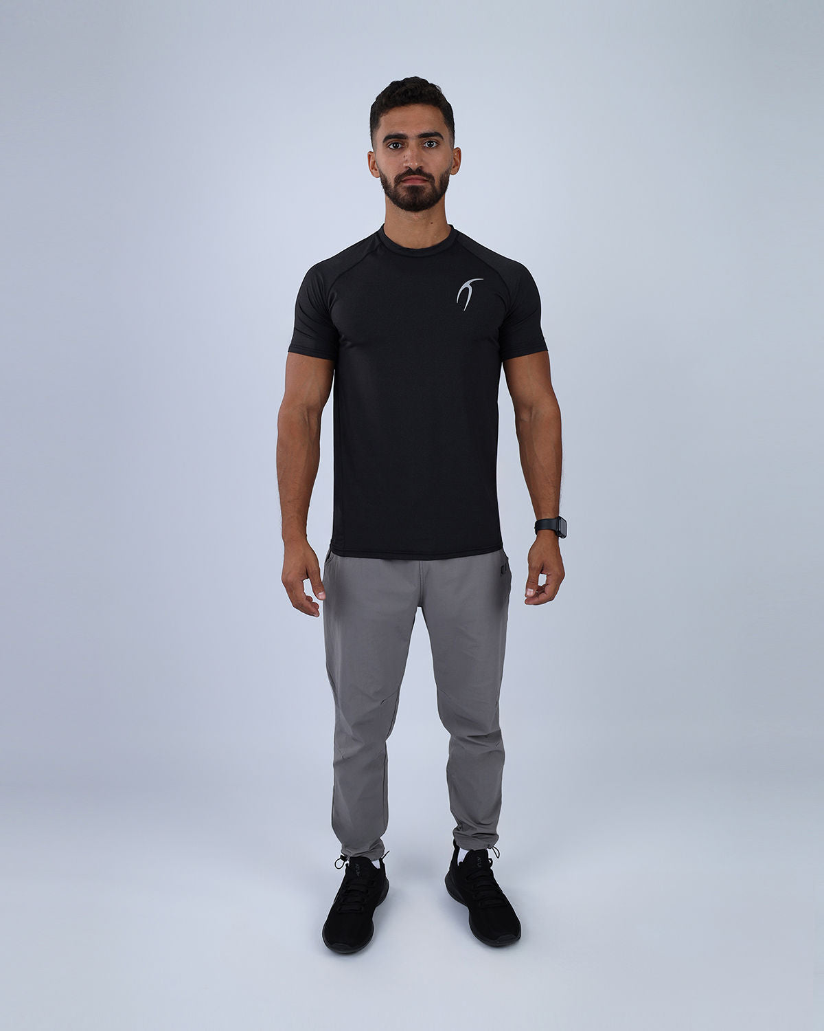 قميص اللياقة البدنية Dri-FIT بأكمام قصيرة