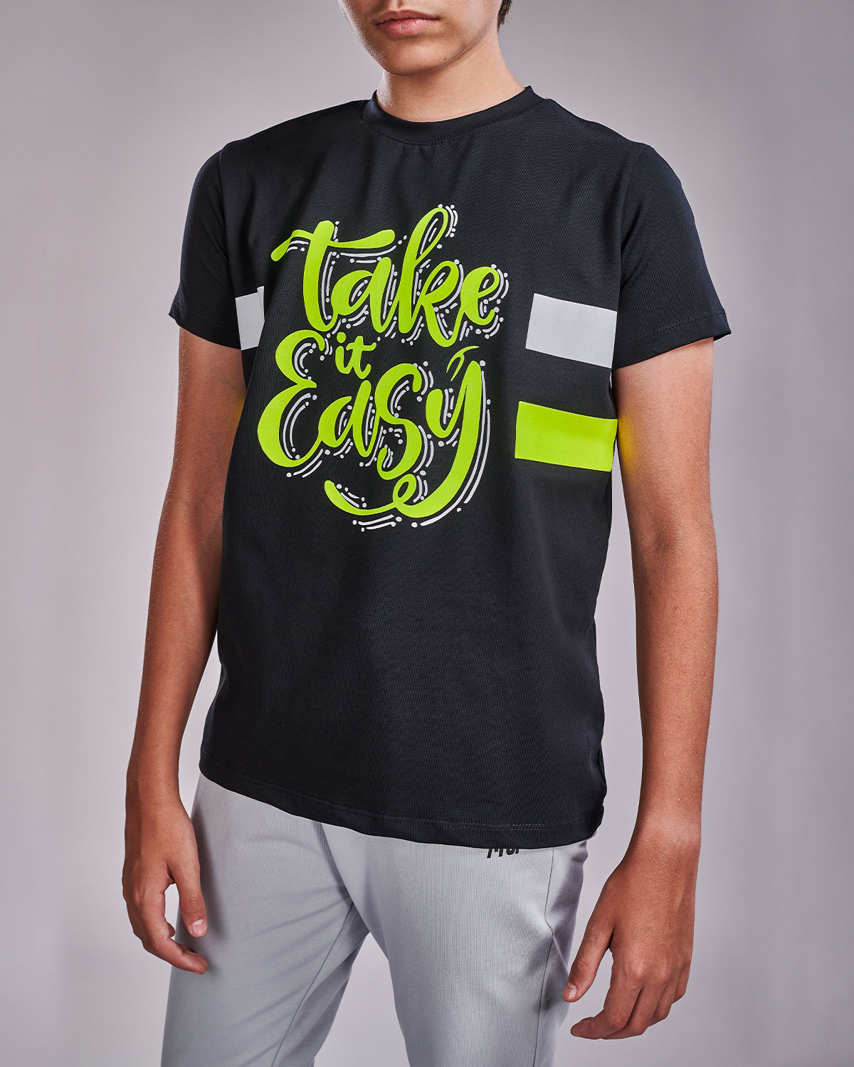 Photo by 𝗔𝗧𝗨𝗠 SPORTSWEAR ® on December 20, 2022. May be an image of person wearing a black t-shirt with a text said ''take it easy''.
