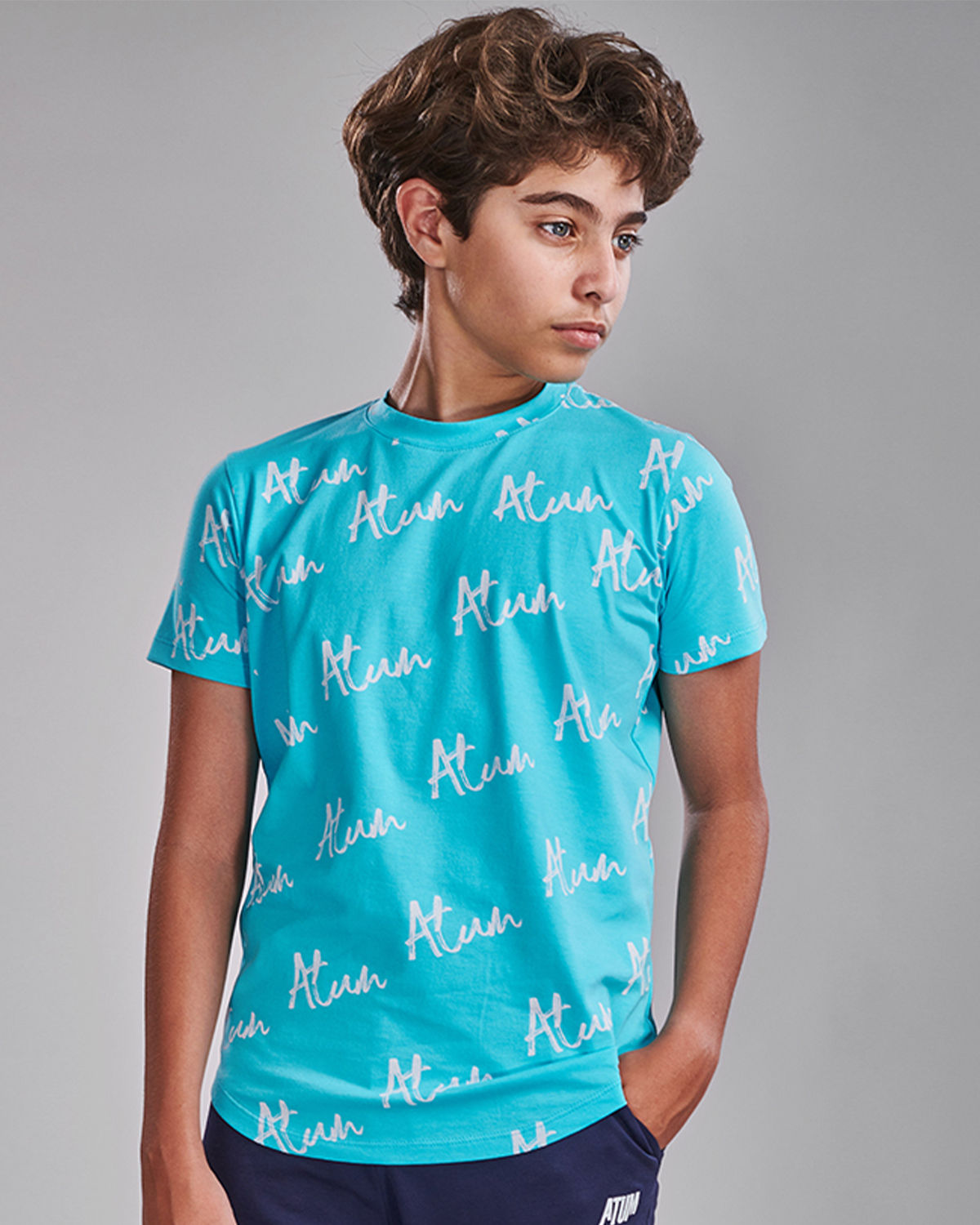 Photo by 𝗔𝗧𝗨𝗠 SPORTSWEAR ® on May 22, 2022. May be an image of 1 boy wears a blue printed t-shirt.