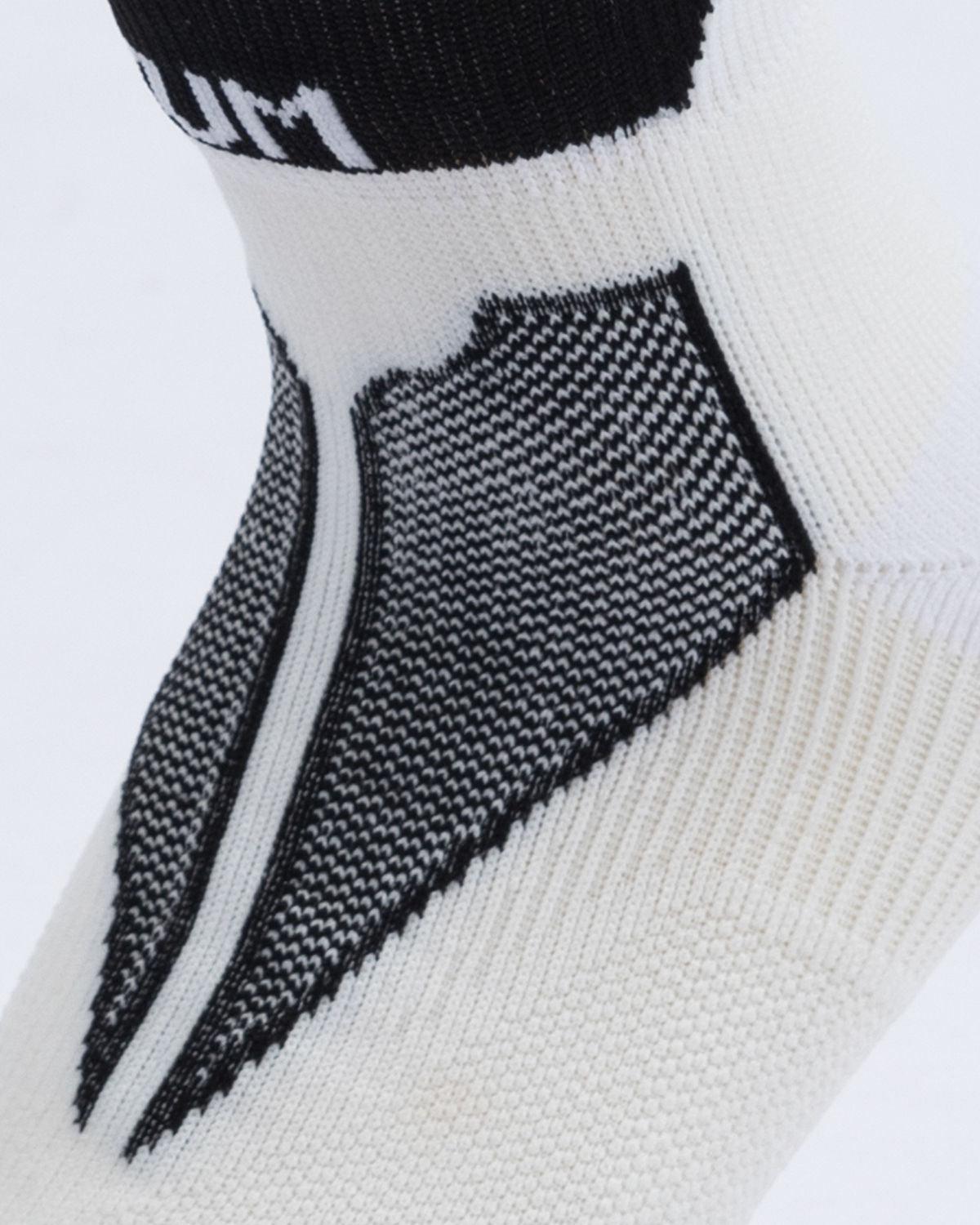 ATUM| Kids Low-Cut Training Socks - white